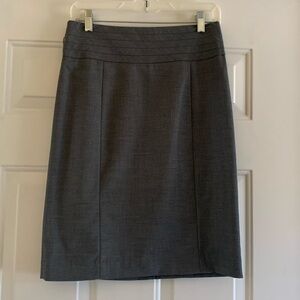 Classic Grey Pencil Skirt 👩‍💼